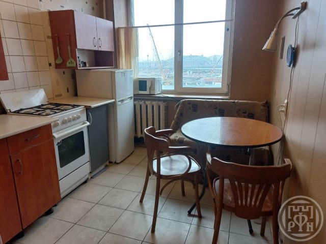 Большеохтинский просп., д 1