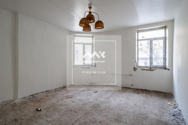 Литейный проспект, 13