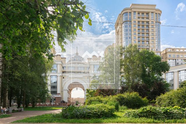 Московский проспект, 183-185