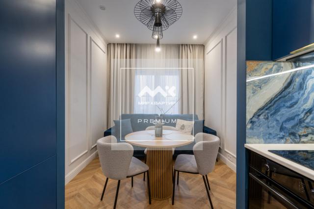 Подъездной пер., 12