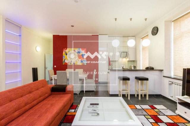 Рубинштейна ул., 10