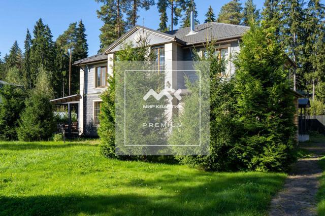 Ленинское п., Еловый пер., 3