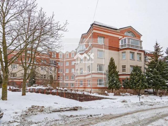 Пушкин г., Алексея Толстого б-р., 50