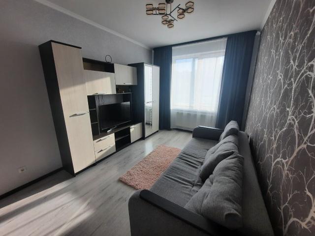 Маршала Казакова ул., 72к1