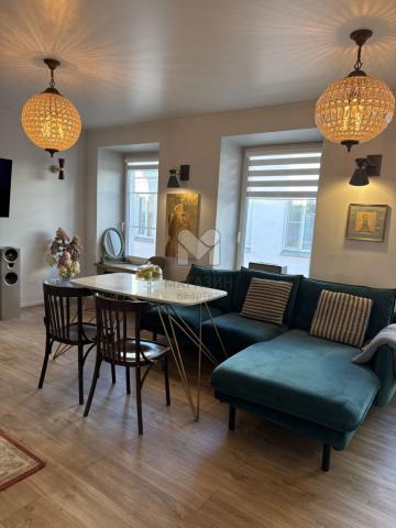 Моховая ул., 44