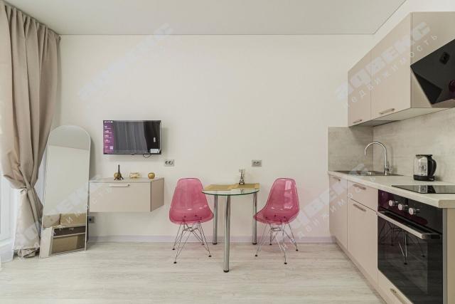 Обуховской Обороны проспект, 36