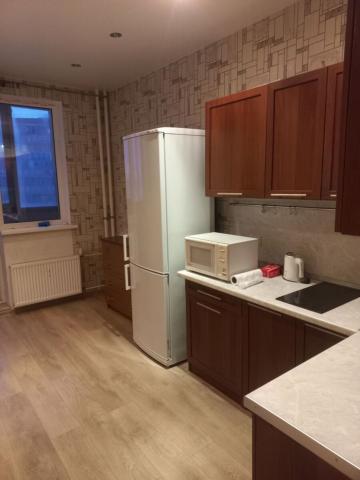 Ленинградская область, Мурино, Охтинская аллея, 6