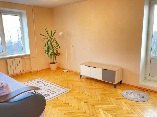 Карпинского улица, 12