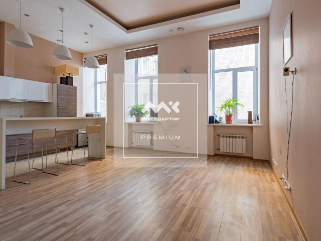 Захарьевская ул., 37