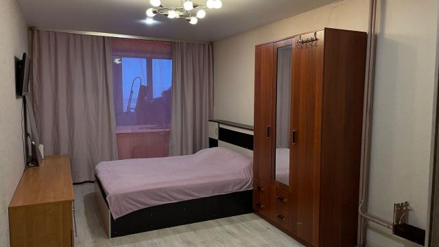 Ленинградская область, Луга г., Володарского пр., 38