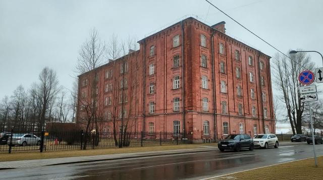 Ткачей ул., 3