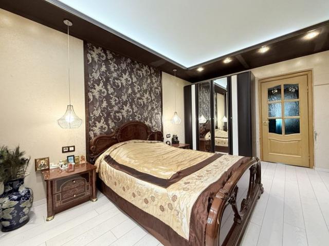 Авиаконструкторов пр., 24