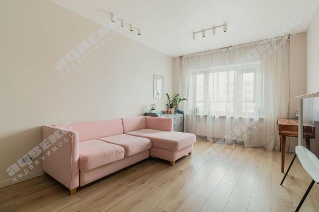 Парашютная ул., 25к1А