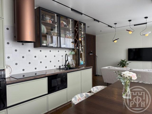 Челюскина ул., д 8