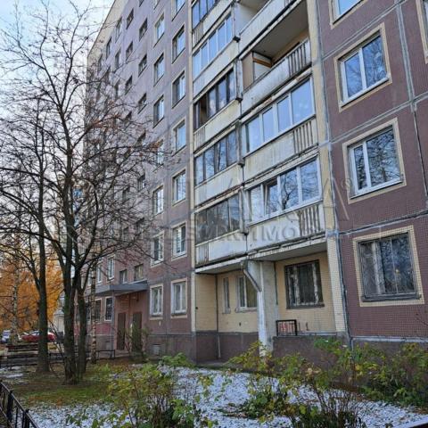 ул. Маршала Новикова, 11