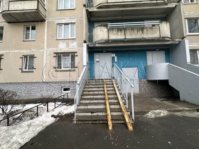 пр-кт. Авиаконструкторов, 18к1