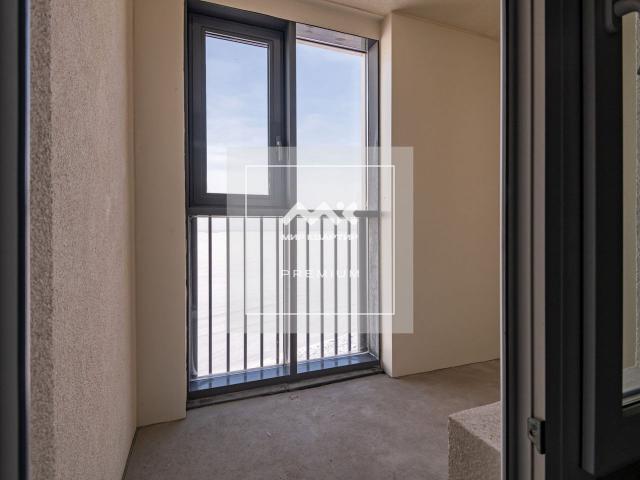 Миклухо Маклая наб., 3