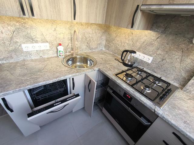 Просвещения пр., 24к2