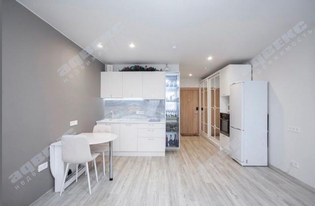 Салова ул., 61