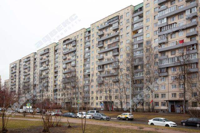 Ивана Фомина ул., 13