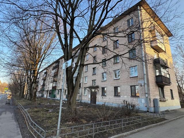 Шепетовская ул., 3