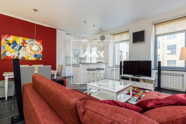 Рубинштейна ул., 10