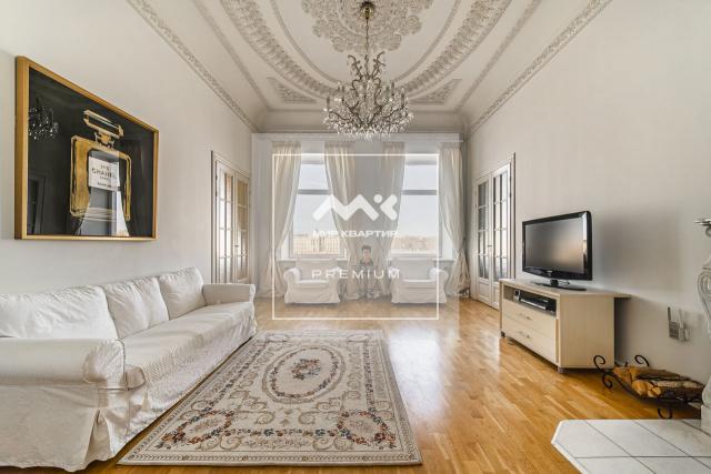 Английская наб., 20