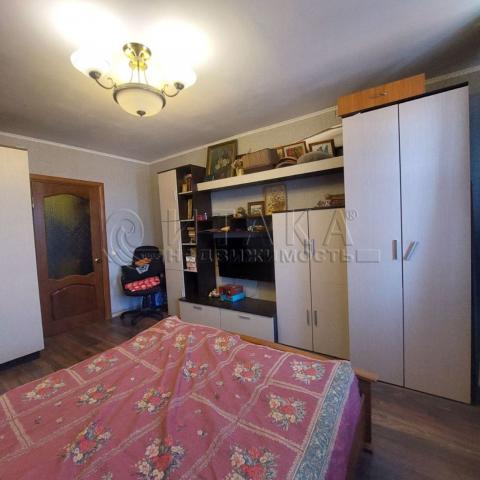 г. Гатчина, б-р. Авиаторов, 3