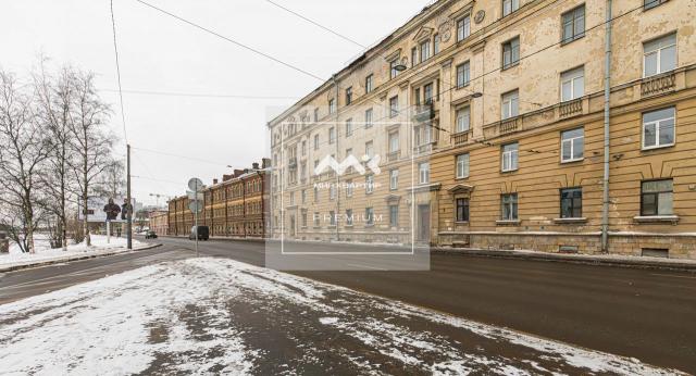 Ждановская ул., 33