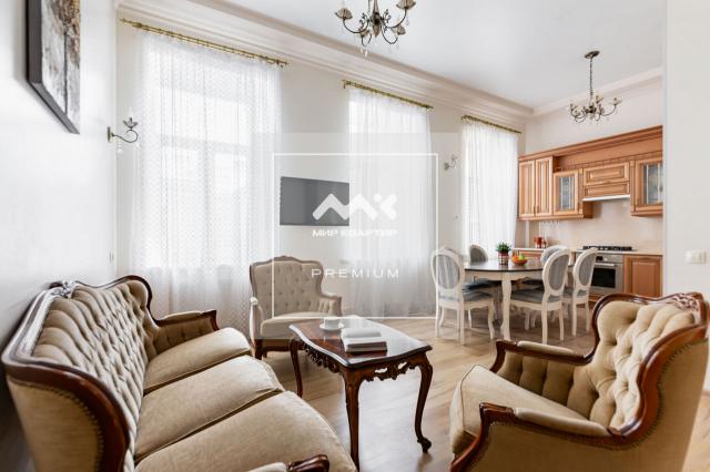 Рубинштейна ул., 11