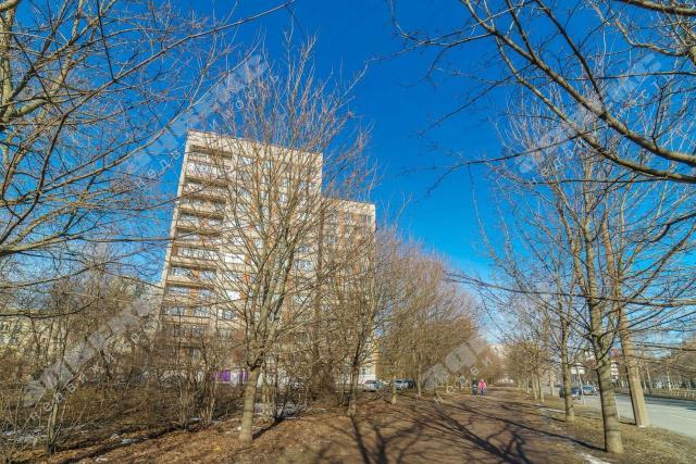 Варшавская ул., 71