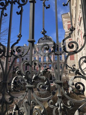 Моховая ул., 27-29