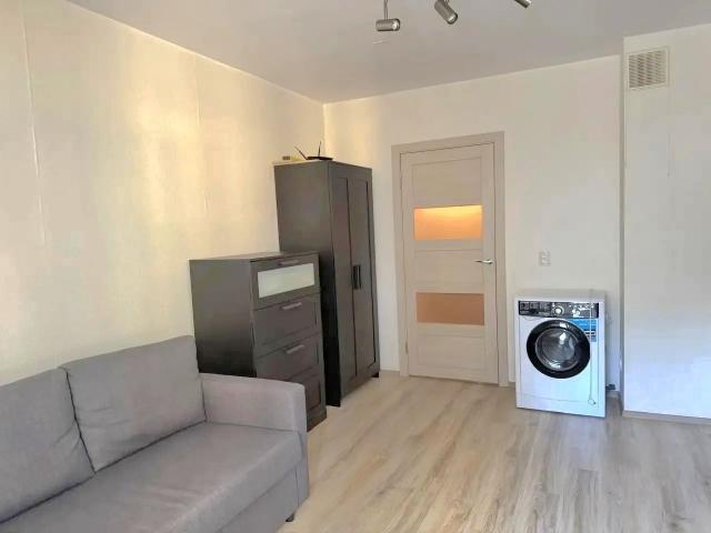 Русановская ул., 18 к.1