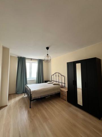 Ленинградская область, Кудрово г., Пражская ул., 12