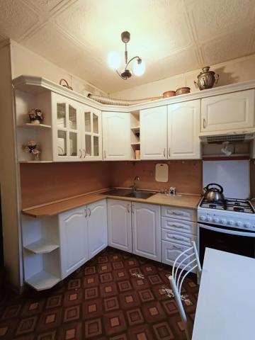 Ленинградская область, Коммунар г., Ижорская ул., 18