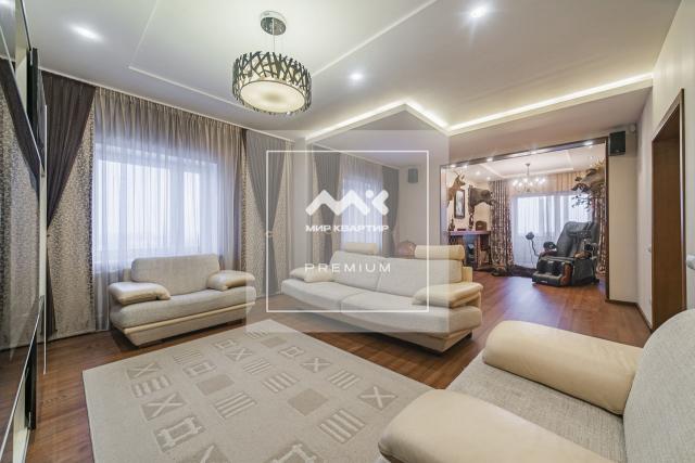 Пражская ул., 44