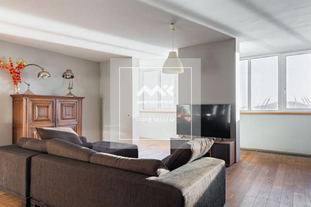 Приморский проспект, 137