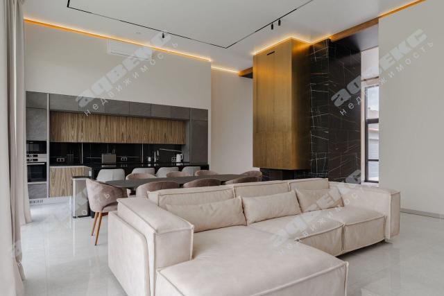 Выборгское ш., 166б