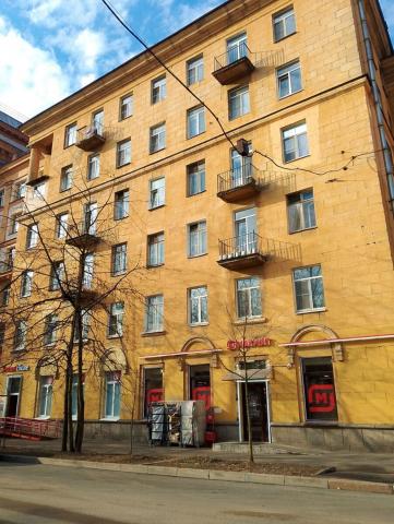 Полярников ул., 8