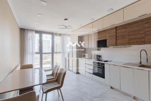 Мурино г., Петровский б-р., 5