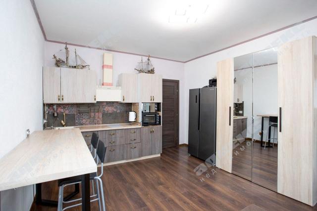 Струве ул., 6