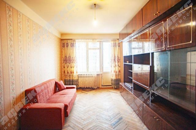 Ленсовета ул., 60