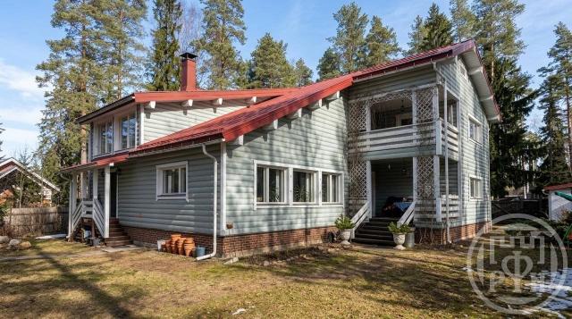 Вырица пос., Коммунальный просп.