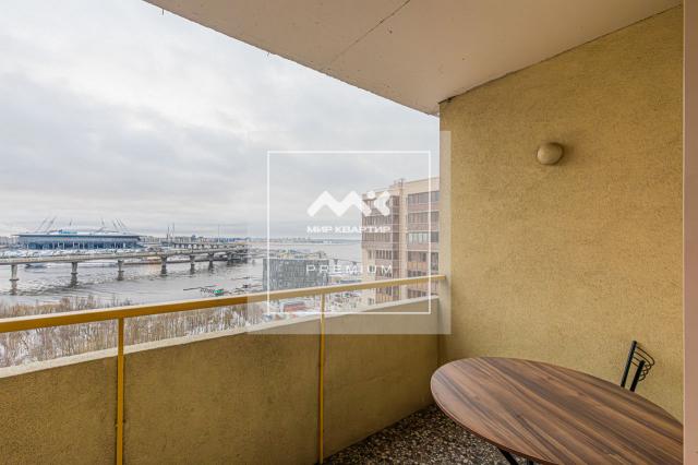 Приморский проспект, 137