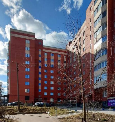 г. Луга, пр-кт. Урицкого, 76