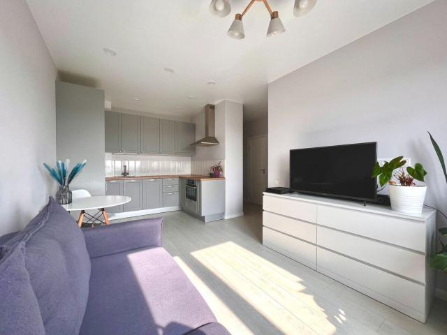 Космонавтов пр., 106