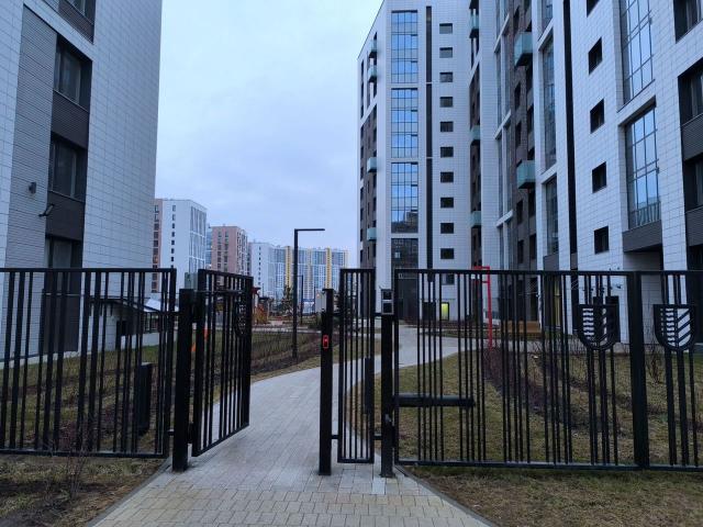 Парашютная ул., 77к1