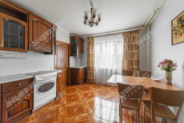 Малая Балканская ул., 60к1