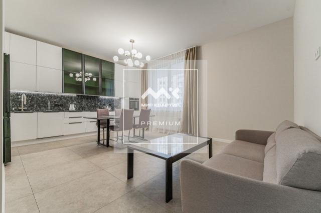 Ждановская ул., 45