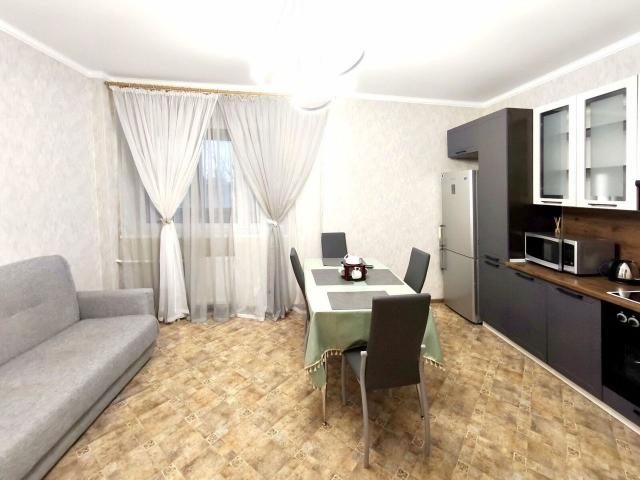 Ленсовета ул., 69к1